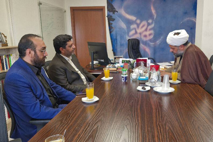 تاکید بر همکاری گسترده برای ارتقای هویت نوجوانان در یک دیدار مشترک