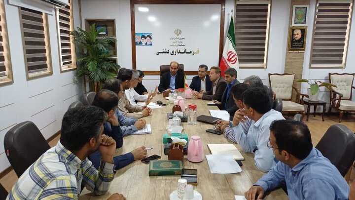 دشتی در احداث نیروگاههای خورشیدی پیشتاز است دشتی در احداث نیروگاههای خورشیدی پیشتاز است