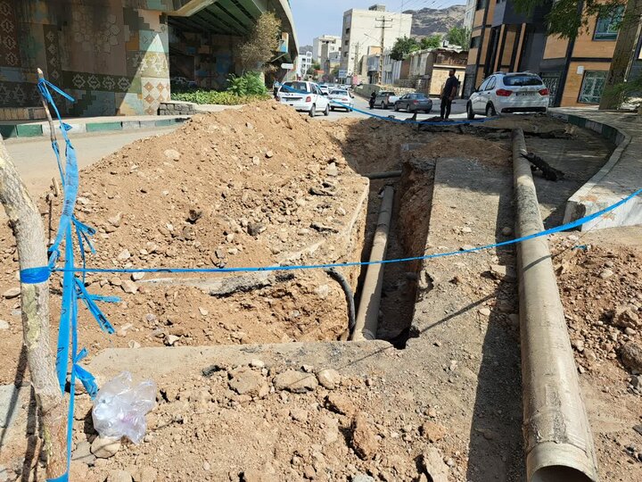 توضیحات آبفادرباره قطعی آب درخرم آباد؛ گرفتگی لولهها وتاخیر در تعمیرات 2
