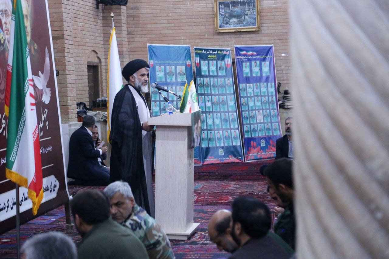 مراسم اربعین شهدای اقتدار ایران در سنندج برگزار شد