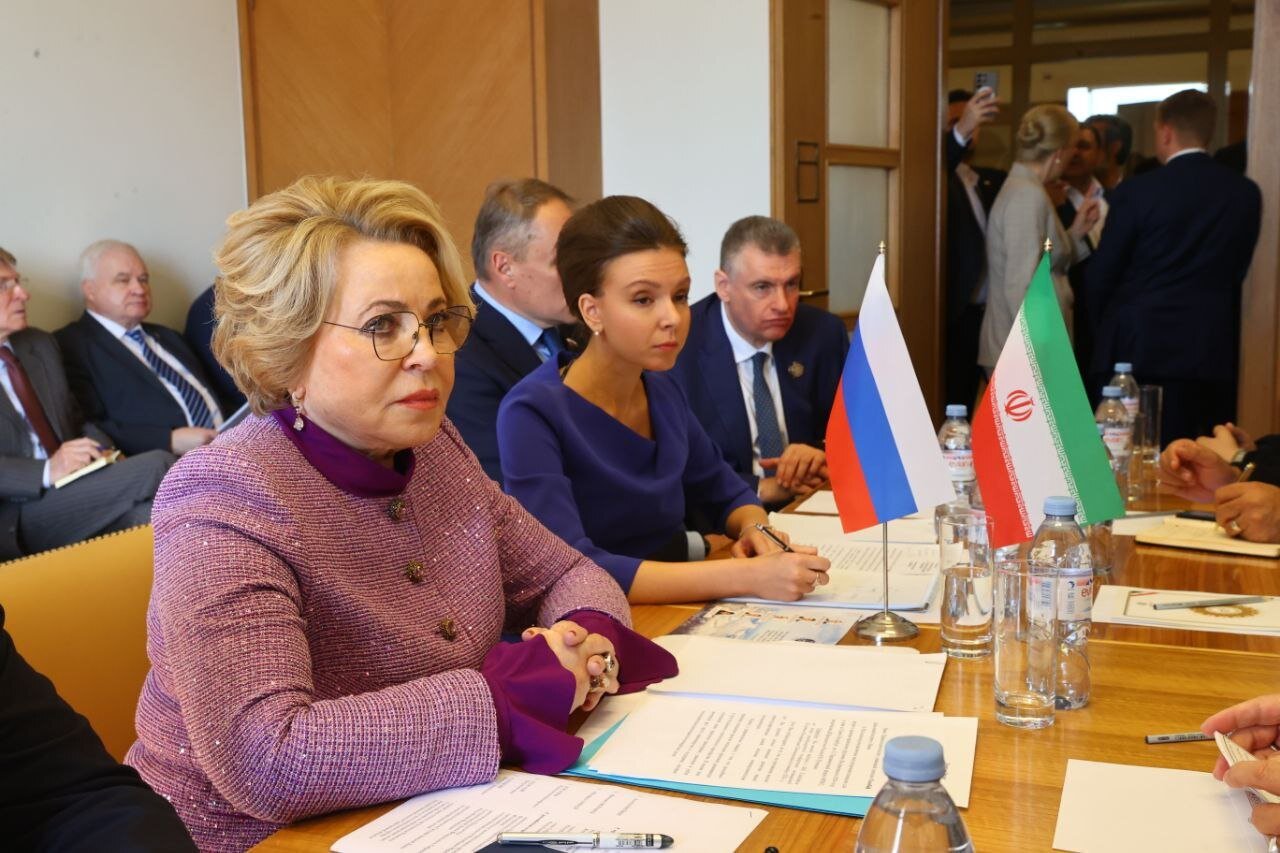 Спикеры парламентов Ирана и России встретились в Женеве