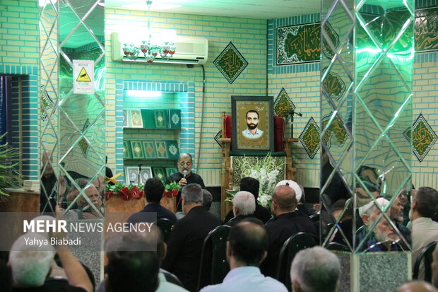 مراسم چهلمین روز شهادت شهید محمدمعین نظری در کرمانشاه مراسم چهلمین روز شهادت شهید محمدمعین نظری در کرمانشاه