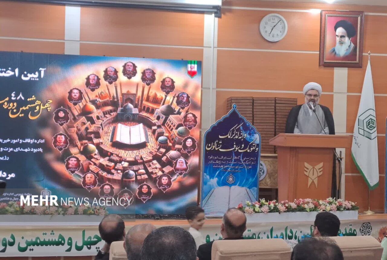 ارتقای سطح قرآنی و علمی کلید شکست دشمن در جنگ نرم است