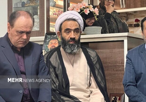 نقدعلی: مسئولان باید پاسدار خون پاک شهدا باشند نقدعلی: مسئولان باید پاسدار خون پاک شهدا باشند