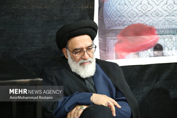 همایش بزرگ سه‌ساله‌های حسینی و اجتماع بانوان ورامین