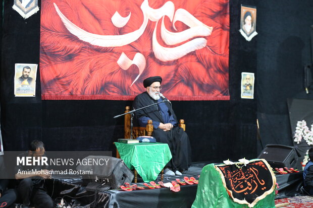 همایش بزرگ سه‌ساله‌های حسینی و اجتماع بانوان ورامین