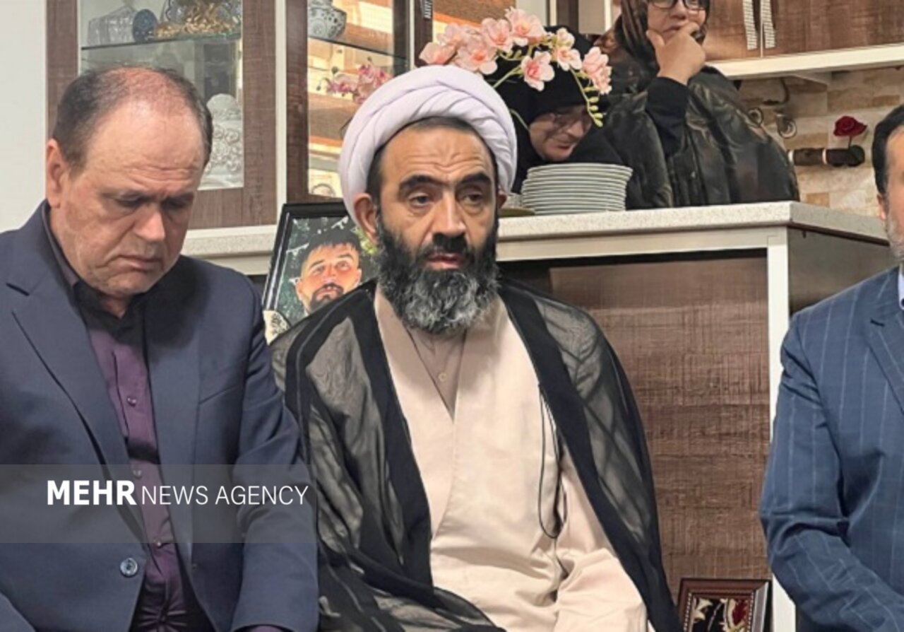 نقدعلی: مسئولان باید پاسدار خون پاک شهدا باشند نقدعلی: مسئولان باید پاسدار خون پاک شهدا باشند