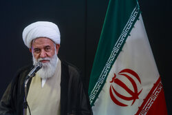 آیت‌الله رشاد: جوانان قربانی غفلت‌های ما شدند