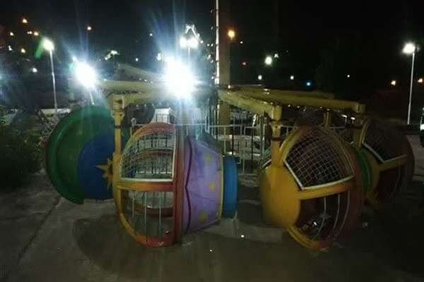 مصدوم شدن ۱۲ نفر در حادثه قطار شهربازی کرمان