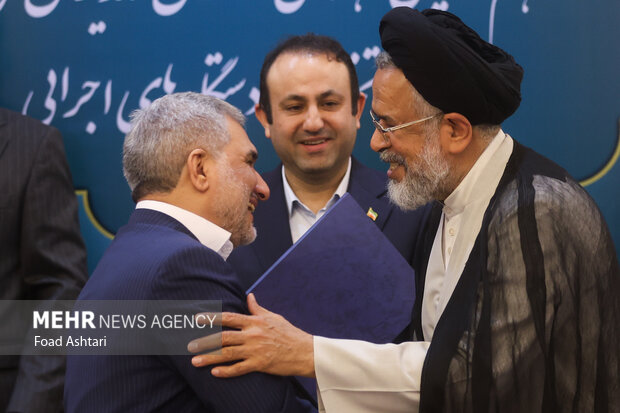 نشست هم اندیشی معاونین امور مجلس وزارتخانه ها و دستگاههای اجرایی 22