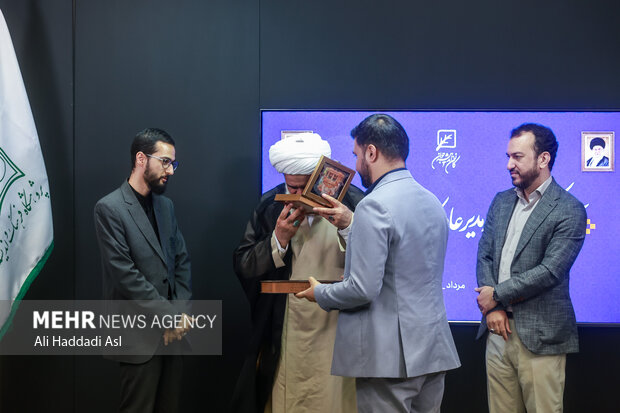 مراسم تودیع و معارفه مدیرعامل کانون اندیشه جوان