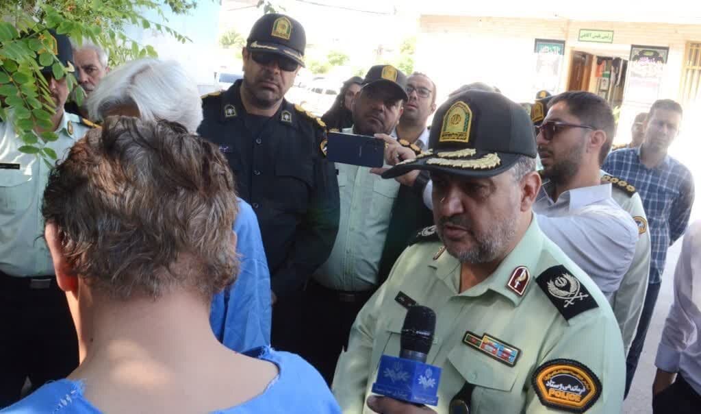 عاملان کلاهبرداری ۸۰۰ میلیاردی در کرمان دستگیر شدند عاملان کلاهبرداری ۸۰۰ میلیاردی در کرمان دستگیر شدند