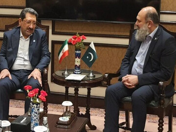پاکستان اور ایران کے درمیان سالانہ تجارت 8ارب ڈالر تک پہنچنے کا ہدف مقرر