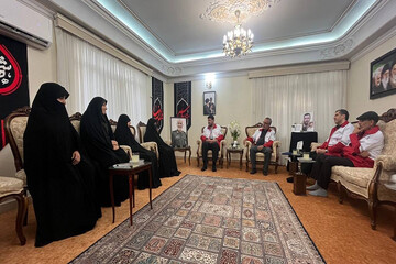 دیدار صمیمانه مسئولان هلال‌احمر با خانواده سپهبد سلامی