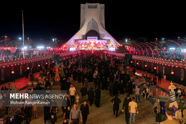 رویداد «محرم شهر» در میدان آزادی تهران