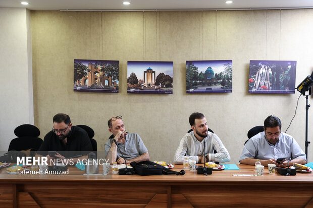 نشست خبری جشنواره ادبی «خیر ایران» 8