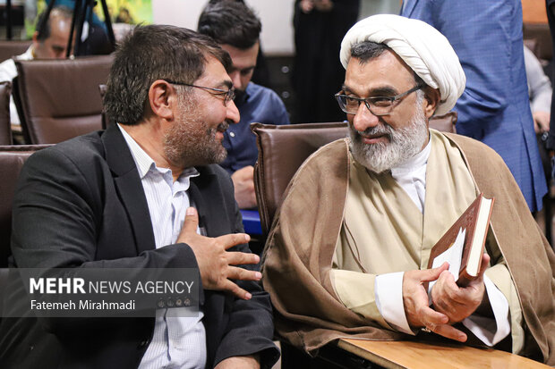بزرگداشت چهارمین سالگرد مرحوم محمدسرور رجایی 5