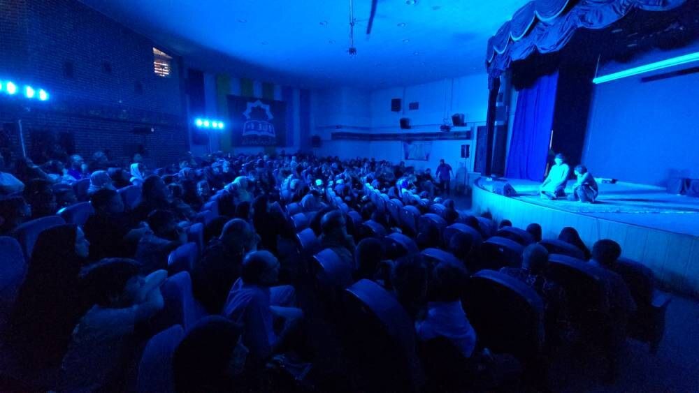 دومین سال اجرای نمایش «با قدسیان» با هنرنمایی دهه هشتادیها و نودیها دومین سال نمایش «باقدسیان» از سوی بیتالقرآن اجرا می شود