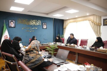 طراحی الگوی بومی مدیریت زنان مبتنی بر تجربیات تاریخی