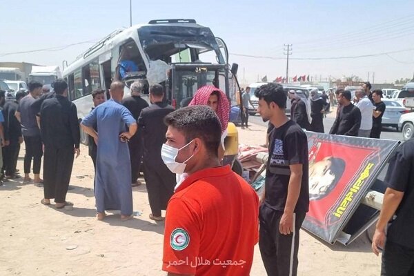 16 مصدوم در تصادف مینی‌بوس حامل زائران ایرانی در محور نجف به کربلا
