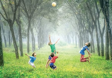 چه کسی کودکی‌ام را دزدید؟