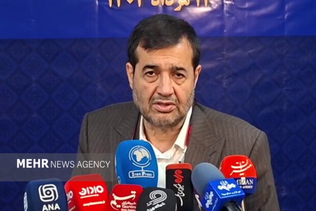 دنیامالی: آزادی با سلام و صلوات درست نمی‌شود؛ لیگ فوتبال با VAR