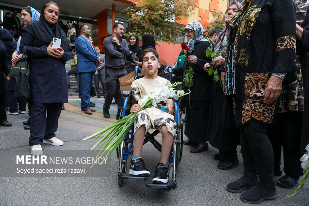 گردهمایی مردمی یادبود 47 کودک شهید 13