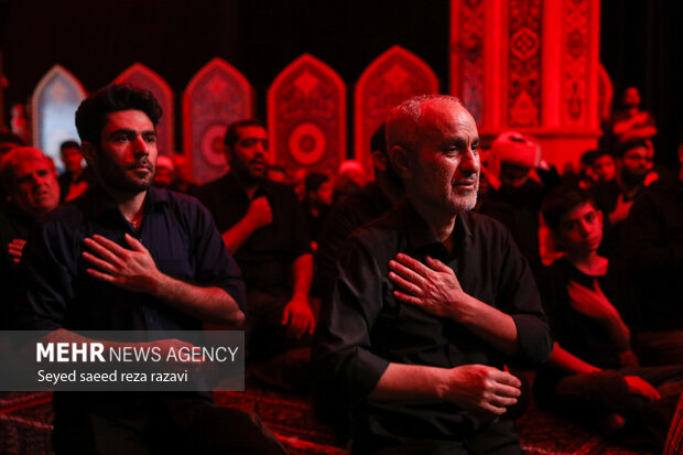 مراسم توسل به حضرت زینب (س)