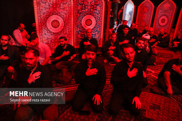 مراسم توسل به حضرت زینب (س)
