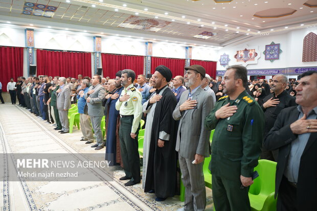 مراسم بزرگداشت اربعین شهدای اقتدار ایران