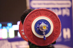 دختر وزنه‌بردار ایران از دستیابی به مدال بازماند