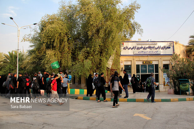 تردد زائران اربعین حسینی از مرز خسروی تردد زائران اربعین حسینی از مرز خسروی
