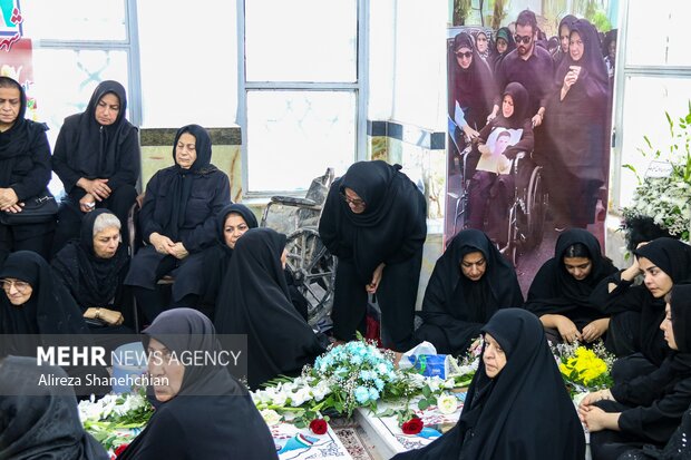 بزرگداشت اربعین ۱۷ شهید والا مقام آستانه اشرفیه