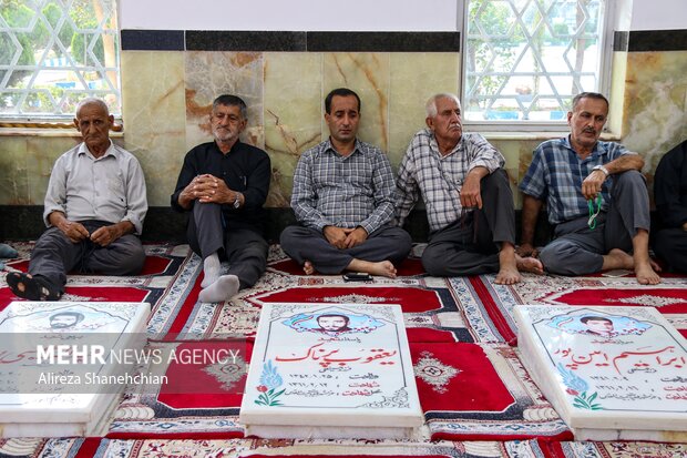 بزرگداشت اربعین ۱۷ شهید والا مقام آستانه اشرفیه
