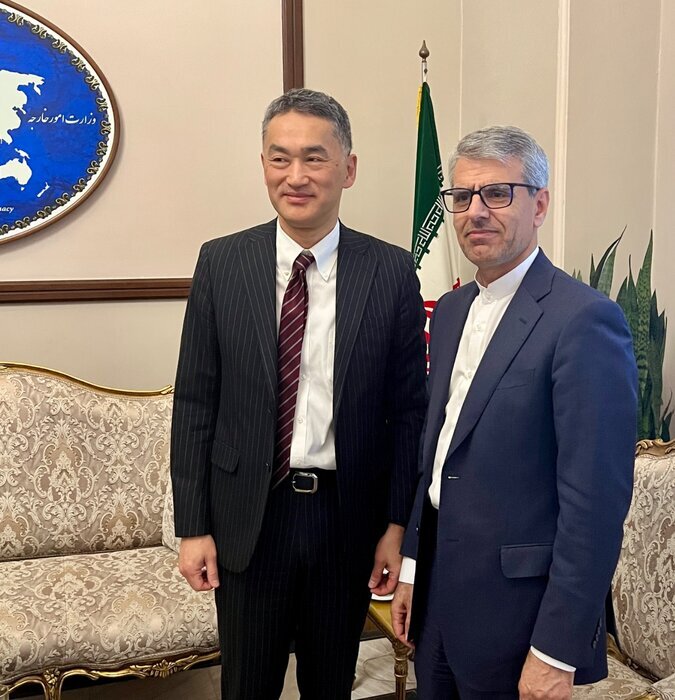 İran Dışişleri Bakanlığı Sözcüsü, Hollanda ve Japonya büyükelçileriyle görüştü