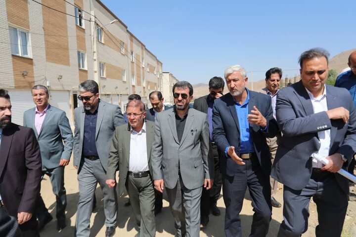 بازدید استاندار همدان از پروژههای عمرانی و اقتصادی تویسرکان