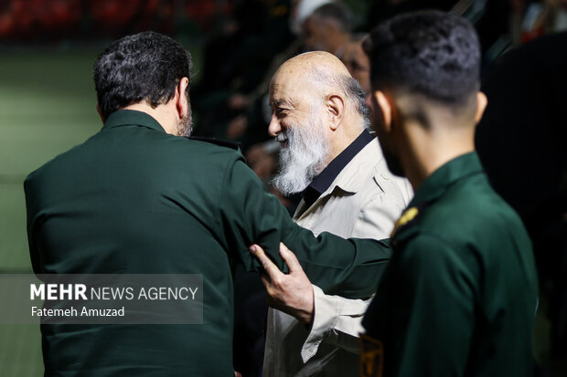 مهدی چمران در مراسم اربعین شهدای اقتدار ایران