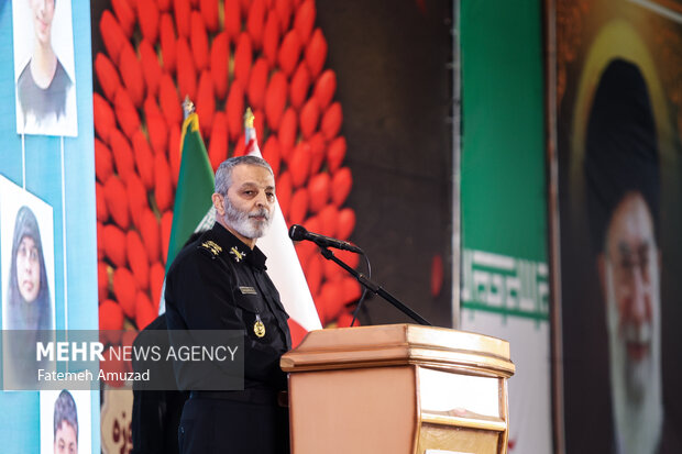 مراسم اربعین شهدای اقتدار ایران 60