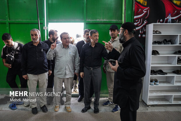 بازدید رئیس ستاد اجرایی فرمان امام از روند خدمت‌رسانی در مرز مهران 35