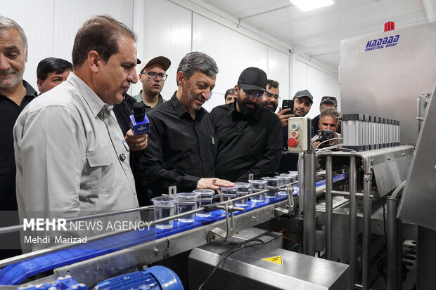 بازدید رئیس ستاد اجرایی فرمان امام از روند خدمترسانی در مرز مهران 56