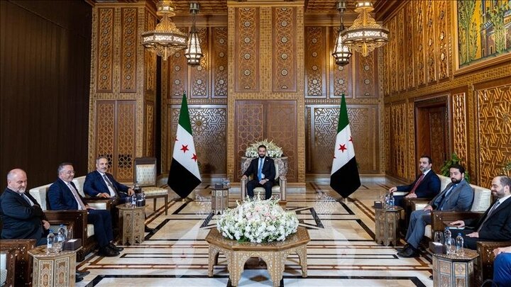 «فیدان» در سفر ناگهانی خود به سوریه با «جولانی» دیدار کرد