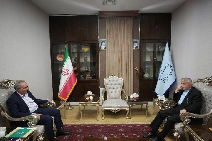 تاکید بر توسعه گردشگری آذربایجان شرقی در دیدار با وزیر میراث فرهنگی