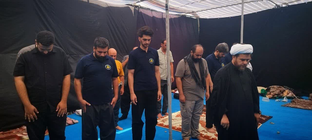 نماز جماعت در مرز باشماق برپا شد