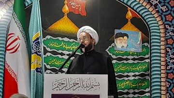 نقد مدیران توسط خبرنگاران وظیفه حرفه ای آنان است
