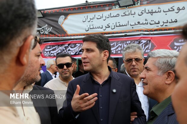 بازدید استاندار کردستان از مرز باشماق و روند برپایی مواکب