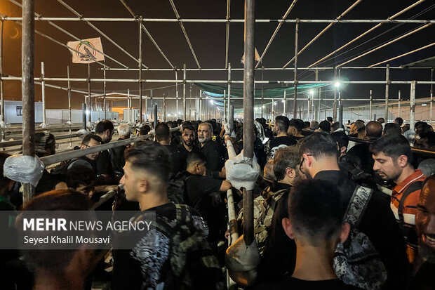 بازگشت پرحجم زائران همزمان با روز اربعین در شلمچه