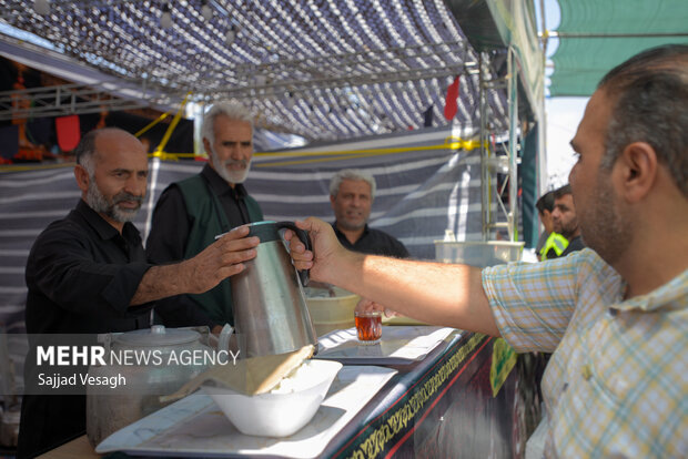 هشدار جدی متخصص تغذیه به زائران اربعین؛ آبهای بازشده را مصرف نکنید