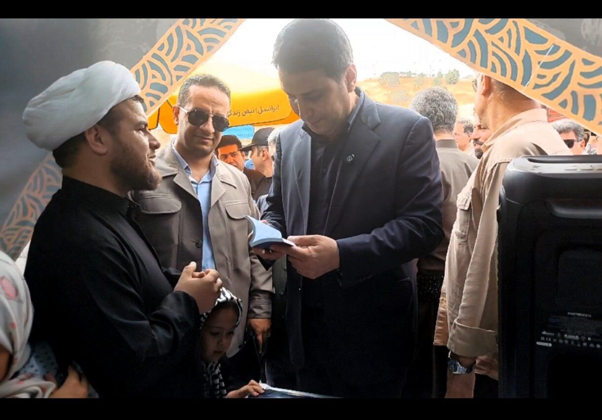 موکب «زندگی با آیهها» در مرز باشماق؛ همراه معنوی زائران اربعین