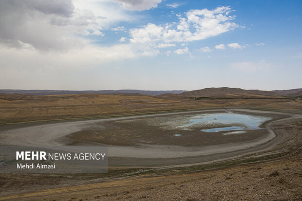 مرگ تدریجی یک دریاچه