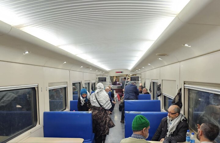 جابهجایی ۳۰۰ هزار زائر اربعین با قطارهای راهآهن جنوب